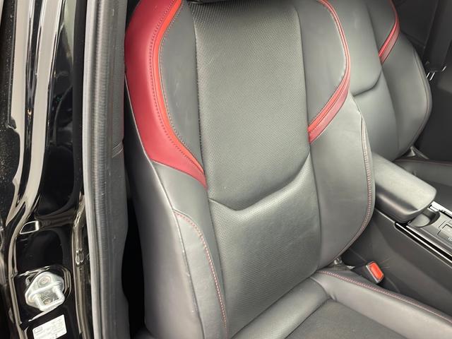 プリウス Ｚ　純正１２．３インディスプレイナビオーディオ　パノラミックビューモニター　トヨタセーフティセンス　デジタルインナーミラー　パワーバックドア　革シート　ＥＴＣ２．０　モデリスタエアロ（57枚目）