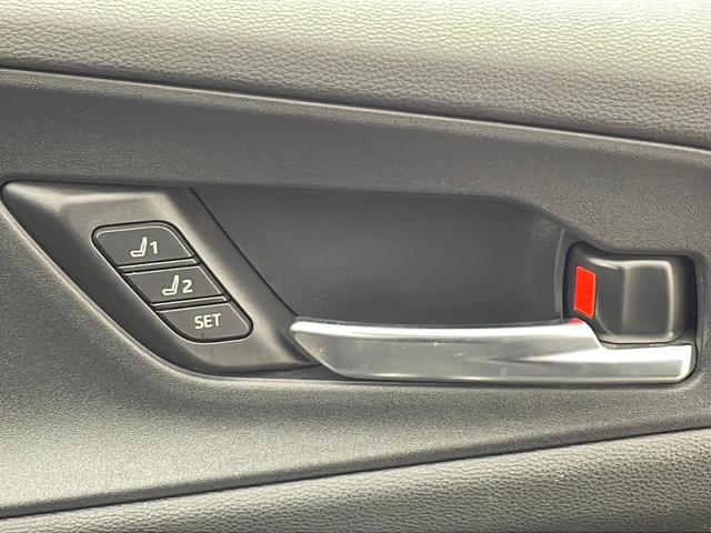 プリウス Ｚ　純正１２．３インディスプレイナビオーディオ　パノラミックビューモニター　トヨタセーフティセンス　デジタルインナーミラー　パワーバックドア　革シート　ＥＴＣ２．０　モデリスタエアロ（74枚目）