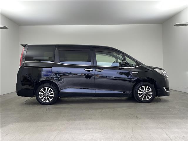 エスクァイア ハイブリッドGi 純正ナビ TV バックカメラ 両側パワースライドドア プリクラッシュセーフティ レーンディパーチャーアラート オートマチックハイビーム ドライブレコーダー LEDヘッドライト 革シート シートヒーター(6枚目)