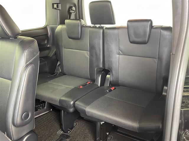 エスクァイア ハイブリッドGi 純正ナビ TV バックカメラ 両側パワースライドドア プリクラッシュセーフティ レーンディパーチャーアラート オートマチックハイビーム ドライブレコーダー LEDヘッドライト 革シート シートヒーター(15枚目)