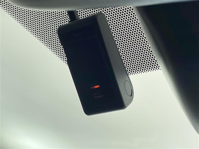 エスクァイア ハイブリッドGi 純正ナビ TV バックカメラ 両側パワースライドドア プリクラッシュセーフティ レーンディパーチャーアラート オートマチックハイビーム ドライブレコーダー LEDヘッドライト 革シート シートヒーター(33枚目)