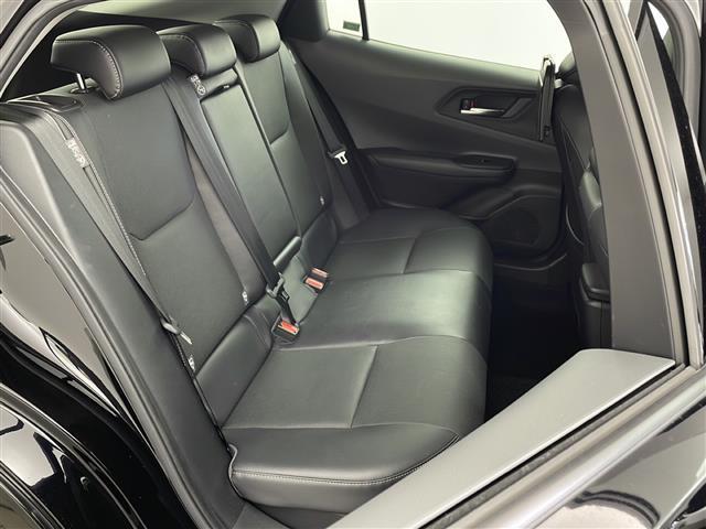 プリウス Ｚ　純正ナビ・パノラミックビューモニター・ビルトインＥＴＣ２．０・パワーバックドア・ワイヤレス充電・モデリスタエアロ・社外車高調・トヨタセーフティセンス・レザーシート・シートヒーター・エアシート（11枚目）