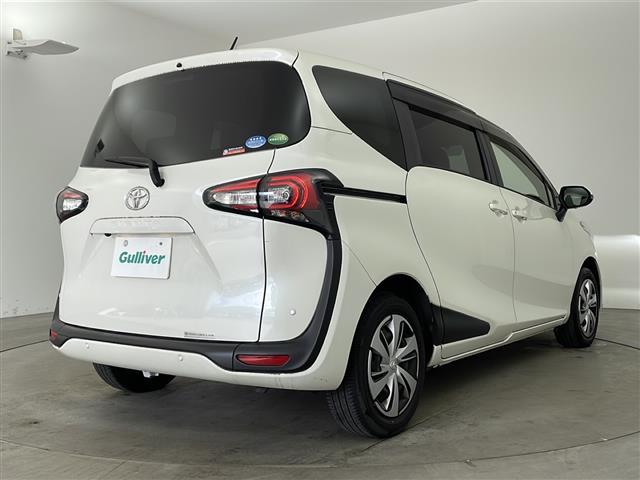 シエンタ Ｇ　クエロ　・ワンオーナー・純正９インチナビ・ビルトインＥＴＣ・両側パワースライドドア・フルセグＴＶ・ハーフレザー・全方位カメラ・トヨタセーフティセンス・ＬＥＤライト・オートライト・ＬＥＤライト・スマートキー（3枚目）