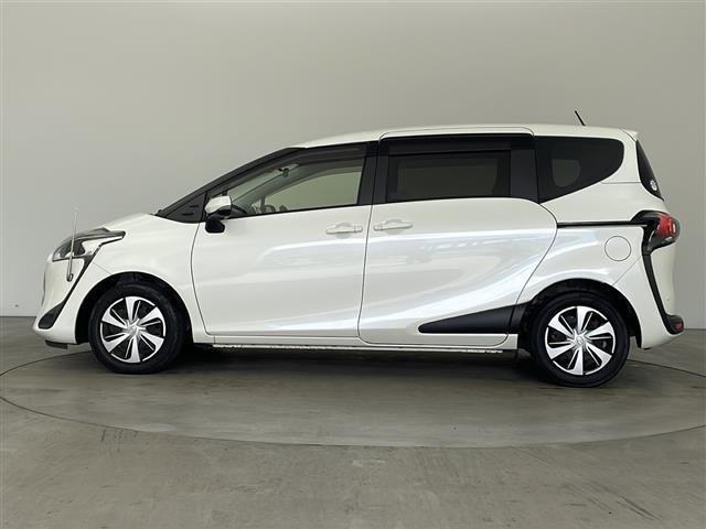 シエンタ Ｇ　クエロ　・ワンオーナー・純正９インチナビ・ビルトインＥＴＣ・両側パワースライドドア・フルセグＴＶ・ハーフレザー・全方位カメラ・トヨタセーフティセンス・ＬＥＤライト・オートライト・ＬＥＤライト・スマートキー（5枚目）