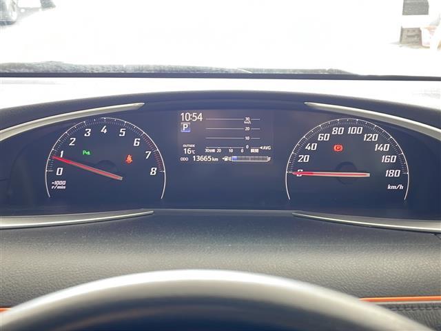 シエンタ Ｇ　クエロ　・ワンオーナー・純正９インチナビ・ビルトインＥＴＣ・両側パワースライドドア・フルセグＴＶ・ハーフレザー・全方位カメラ・トヨタセーフティセンス・ＬＥＤライト・オートライト・ＬＥＤライト・スマートキー（20枚目）