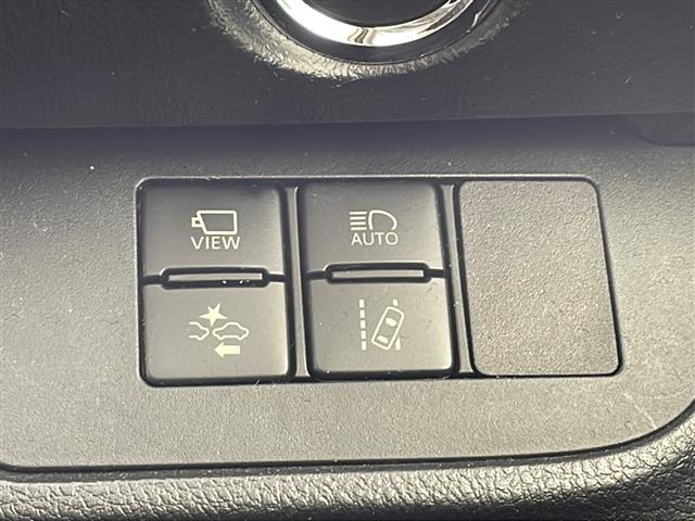 シエンタ Ｇ　クエロ　・ワンオーナー・純正９インチナビ・ビルトインＥＴＣ・両側パワースライドドア・フルセグＴＶ・ハーフレザー・全方位カメラ・トヨタセーフティセンス・ＬＥＤライト・オートライト・ＬＥＤライト・スマートキー（30枚目）