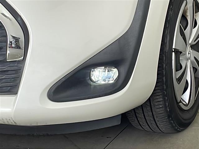 シエンタ Ｇ　クエロ　・ワンオーナー・純正９インチナビ・ビルトインＥＴＣ・両側パワースライドドア・フルセグＴＶ・ハーフレザー・全方位カメラ・トヨタセーフティセンス・ＬＥＤライト・オートライト・ＬＥＤライト・スマートキー（40枚目）