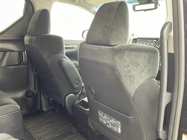 アルファード ２．５Ｓ　純正１０インチナビ・バックカメラ・純正１２．１インチフリップダウンモニター・ビルトインＥＴＣ・両側パワースライドドア・トヨタセーフティセンス・プリクラッシュセーフティ・レーダークルーズコントロール（10枚目）