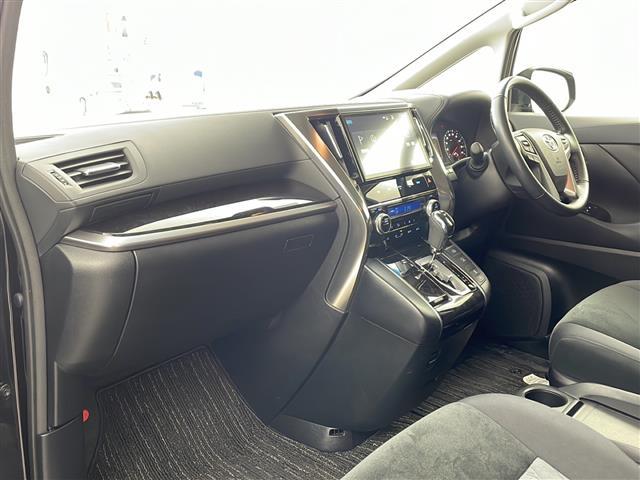 アルファード ２．５Ｓ　純正１０インチナビ・バックカメラ・純正１２．１インチフリップダウンモニター・ビルトインＥＴＣ・両側パワースライドドア・トヨタセーフティセンス・プリクラッシュセーフティ・レーダークルーズコントロール（13枚目）