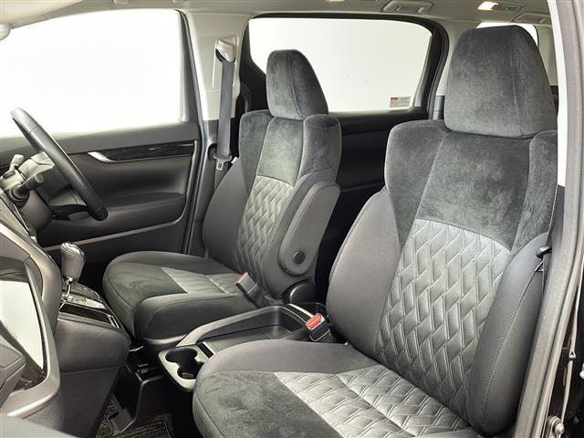 アルファード ２．５Ｓ　純正１０インチナビ・バックカメラ・純正１２．１インチフリップダウンモニター・ビルトインＥＴＣ・両側パワースライドドア・トヨタセーフティセンス・プリクラッシュセーフティ・レーダークルーズコントロール（14枚目）