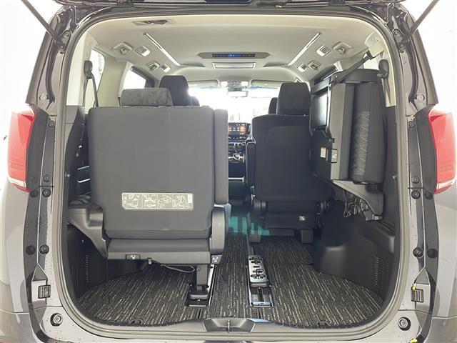 アルファード ２．５Ｓ　純正１０インチナビ・バックカメラ・純正１２．１インチフリップダウンモニター・ビルトインＥＴＣ・両側パワースライドドア・トヨタセーフティセンス・プリクラッシュセーフティ・レーダークルーズコントロール（19枚目）