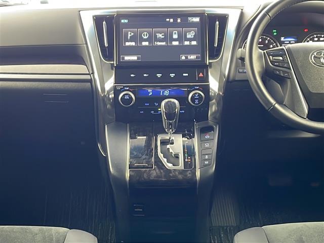 アルファード ２．５Ｓ　純正１０インチナビ・バックカメラ・純正１２．１インチフリップダウンモニター・ビルトインＥＴＣ・両側パワースライドドア・トヨタセーフティセンス・プリクラッシュセーフティ・レーダークルーズコントロール（23枚目）