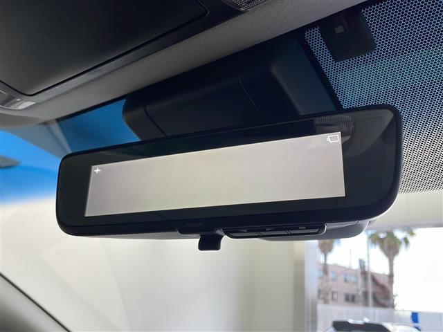 アルファード ２．５Ｓ　純正１０インチナビ・バックカメラ・純正１２．１インチフリップダウンモニター・ビルトインＥＴＣ・両側パワースライドドア・トヨタセーフティセンス・プリクラッシュセーフティ・レーダークルーズコントロール（29枚目）