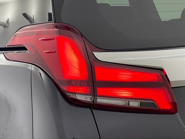 アルファード ２．５Ｓ　純正１０インチナビ・バックカメラ・純正１２．１インチフリップダウンモニター・ビルトインＥＴＣ・両側パワースライドドア・トヨタセーフティセンス・プリクラッシュセーフティ・レーダークルーズコントロール（46枚目）