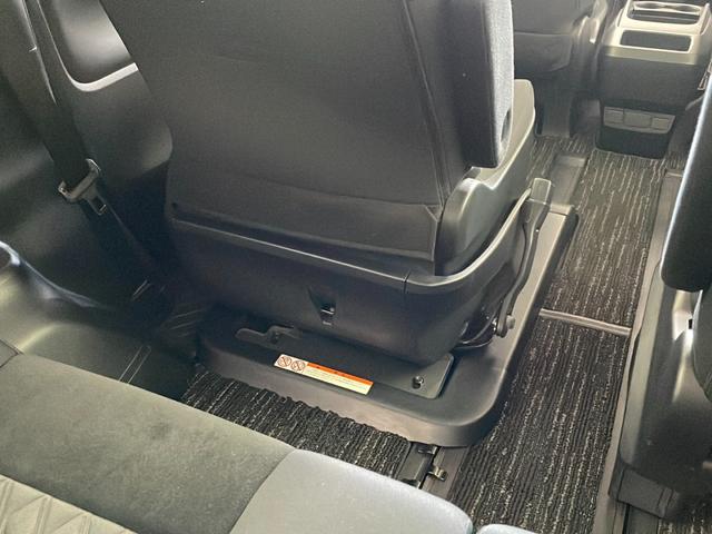 アルファード ２．５Ｓ　純正１０インチナビ・バックカメラ・純正１２．１インチフリップダウンモニター・ビルトインＥＴＣ・両側パワースライドドア・トヨタセーフティセンス・プリクラッシュセーフティ・レーダークルーズコントロール（71枚目）