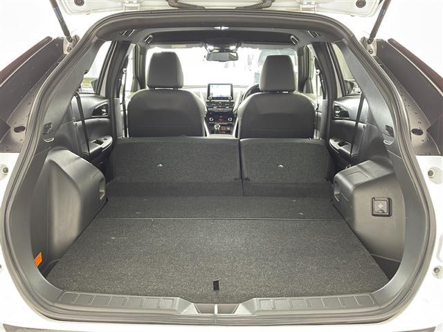 エクリプスクロスＰＨＥＶ Ｐ　純正ナビ　ＴＶ　マルチアラウンドモニター　シートヒーター　電気温水式ヒーター　レーダークルーズコントロール　ブラインドスポット　ルーフレール　ＡＣ１００Ｖ電源　ヘッドアップディスプレイ（17枚目）