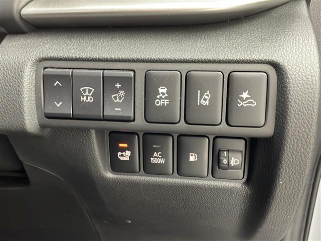 エクリプスクロスＰＨＥＶ Ｐ　純正ナビ　ＴＶ　マルチアラウンドモニター　シートヒーター　電気温水式ヒーター　レーダークルーズコントロール　ブラインドスポット　ルーフレール　ＡＣ１００Ｖ電源　ヘッドアップディスプレイ（29枚目）