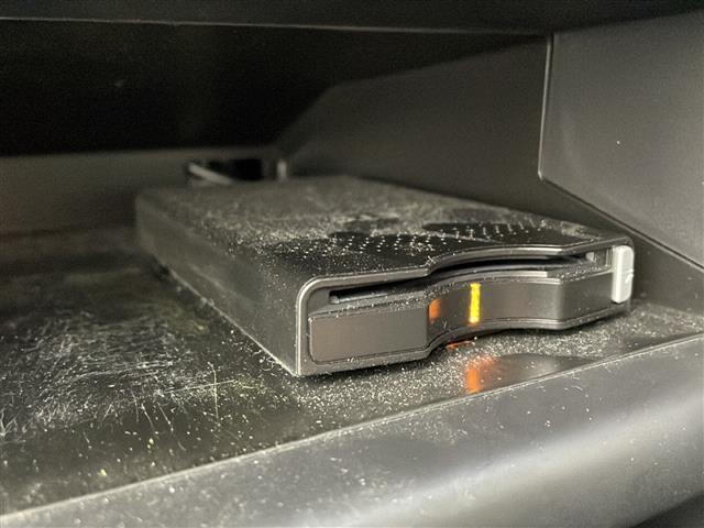 エクリプスクロスＰＨＥＶ Ｐ　純正ナビ　ＴＶ　マルチアラウンドモニター　シートヒーター　電気温水式ヒーター　レーダークルーズコントロール　ブラインドスポット　ルーフレール　ＡＣ１００Ｖ電源　ヘッドアップディスプレイ（33枚目）