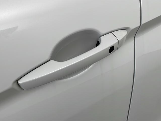 エクリプスクロスＰＨＥＶ Ｐ　純正ナビ　ＴＶ　マルチアラウンドモニター　シートヒーター　電気温水式ヒーター　レーダークルーズコントロール　ブラインドスポット　ルーフレール　ＡＣ１００Ｖ電源　ヘッドアップディスプレイ（52枚目）