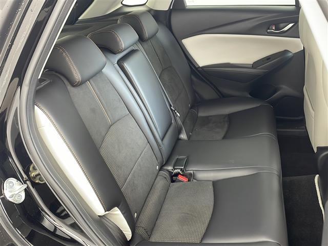 ＣＸ－３ ＸＤ　スーパー　エッジー　・衝突軽減ブレーキ・純正８．８インチＳＤナビ＆フルセグ＆ＢＴ＆ＵＳＢ＆ＤＶＤ・３６０°カメラ・スマートキー・プッシュスタート・ハーフレザーシート・前席シートヒーター・運転席パワーシート・ＢＳＭ・ＨＵＤ（11枚目）