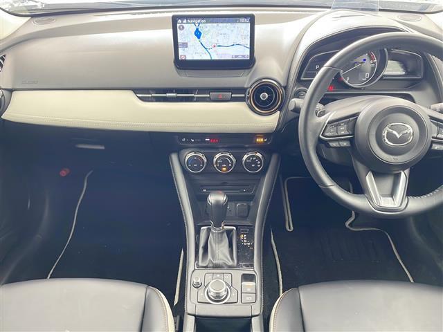 ＣＸ－３ ＸＤ　スーパー　エッジー　・衝突軽減ブレーキ・純正８．８インチＳＤナビ＆フルセグ＆ＢＴ＆ＵＳＢ＆ＤＶＤ・３６０°カメラ・スマートキー・プッシュスタート・ハーフレザーシート・前席シートヒーター・運転席パワーシート・ＢＳＭ・ＨＵＤ（20枚目）