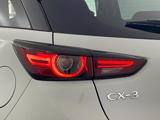 ＣＸ－３ ＸＤ　スーパー　エッジー　・衝突軽減ブレーキ・純正８．８インチＳＤナビ＆フルセグ＆ＢＴ＆ＵＳＢ＆ＤＶＤ・３６０°カメラ・スマートキー・プッシュスタート・ハーフレザーシート・前席シートヒーター・運転席パワーシート・ＢＳＭ・ＨＵＤ（46枚目）