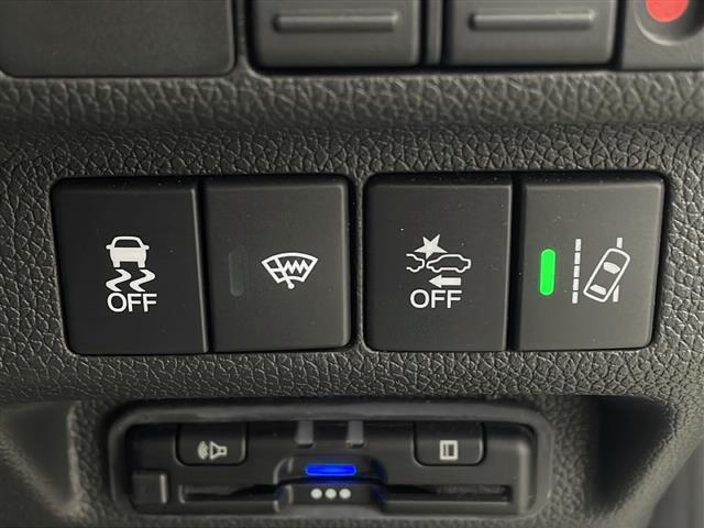 フリードハイブリッド ハイブリッド・Gブラックスタイル 純正ナビ TV バックカメラ ビルトインETC 両側パワースライドドア 衝突被害軽減ブレーキ レーダークルーズコントロール レーンキープアシスト シートヒーター 純正15インチアルミホイール LED(31枚目)