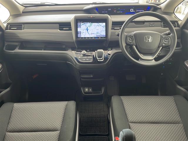 フリードハイブリッド ハイブリッド・Gブラックスタイル 純正ナビ TV バックカメラ ビルトインETC 両側パワースライドドア 衝突被害軽減ブレーキ レーダークルーズコントロール レーンキープアシスト シートヒーター 純正15インチアルミホイール LED(42枚目)