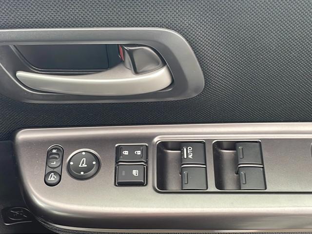 フリードハイブリッド ハイブリッド・Gブラックスタイル 純正ナビ TV バックカメラ ビルトインETC 両側パワースライドドア 衝突被害軽減ブレーキ レーダークルーズコントロール レーンキープアシスト シートヒーター 純正15インチアルミホイール LED(70枚目)