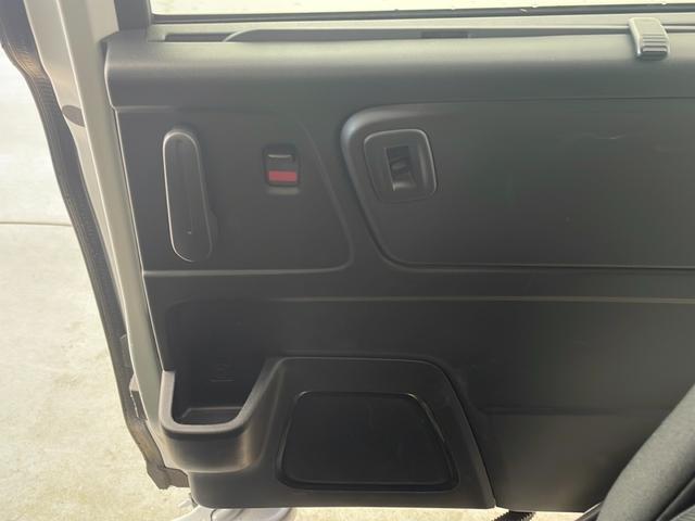 フリードハイブリッド ハイブリッド・Gブラックスタイル 純正ナビ TV バックカメラ ビルトインETC 両側パワースライドドア 衝突被害軽減ブレーキ レーダークルーズコントロール レーンキープアシスト シートヒーター 純正15インチアルミホイール LED(73枚目)