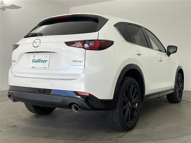 ＣＸ－５ ２５Ｓ　スポーツアピアランス　純正ナビ・全方位カメラ・ＥＴＣ・置くだけ充電・ｉ－ＡＣＴＩＶＳＥＮＳＥ・黒革シート・全席シートヒーター・前席パワーシート・ドライバーアテンションアラート・レーダークルーズコントロール（3枚目）