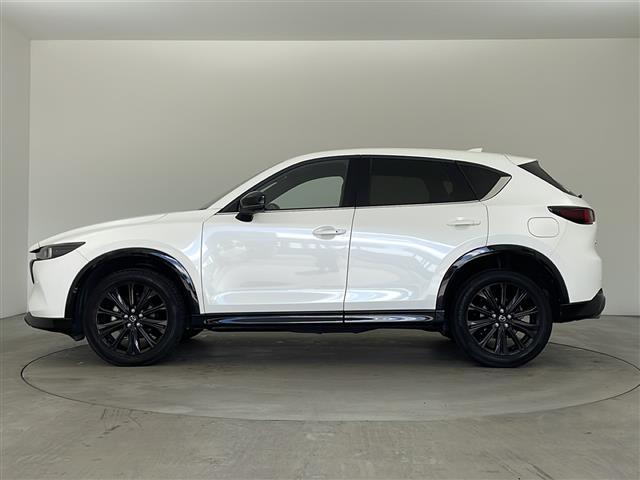 ＣＸ－５ ２５Ｓ　スポーツアピアランス　純正ナビ・全方位カメラ・ＥＴＣ・置くだけ充電・ｉ－ＡＣＴＩＶＳＥＮＳＥ・黒革シート・全席シートヒーター・前席パワーシート・ドライバーアテンションアラート・レーダークルーズコントロール（7枚目）