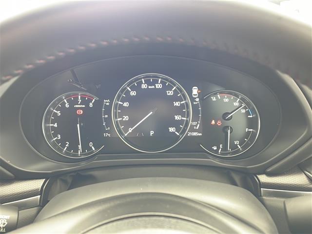 ＣＸ－５ ２５Ｓ　スポーツアピアランス　純正ナビ・全方位カメラ・ＥＴＣ・置くだけ充電・ｉ－ＡＣＴＩＶＳＥＮＳＥ・黒革シート・全席シートヒーター・前席パワーシート・ドライバーアテンションアラート・レーダークルーズコントロール（19枚目）