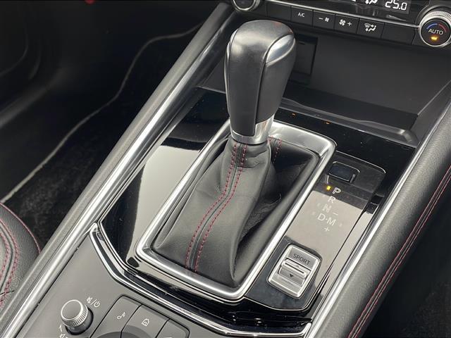 ＣＸ－５ ２５Ｓ　スポーツアピアランス　純正ナビ・全方位カメラ・ＥＴＣ・置くだけ充電・ｉ－ＡＣＴＩＶＳＥＮＳＥ・黒革シート・全席シートヒーター・前席パワーシート・ドライバーアテンションアラート・レーダークルーズコントロール（30枚目）