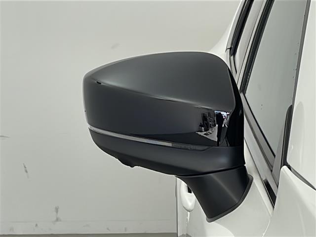 ＣＸ－５ ２５Ｓ　スポーツアピアランス　純正ナビ・全方位カメラ・ＥＴＣ・置くだけ充電・ｉ－ＡＣＴＩＶＳＥＮＳＥ・黒革シート・全席シートヒーター・前席パワーシート・ドライバーアテンションアラート・レーダークルーズコントロール（41枚目）