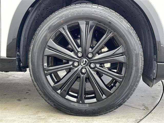ＣＸ－５ ２５Ｓ　スポーツアピアランス　純正ナビ・全方位カメラ・ＥＴＣ・置くだけ充電・ｉ－ＡＣＴＩＶＳＥＮＳＥ・黒革シート・全席シートヒーター・前席パワーシート・ドライバーアテンションアラート・レーダークルーズコントロール（42枚目）