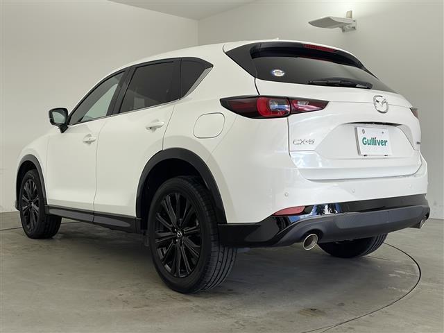 ＣＸ－５ ２５Ｓ　スポーツアピアランス　純正ナビ・全方位カメラ・ＥＴＣ・置くだけ充電・ｉ－ＡＣＴＩＶＳＥＮＳＥ・黒革シート・全席シートヒーター・前席パワーシート・ドライバーアテンションアラート・レーダークルーズコントロール（44枚目）