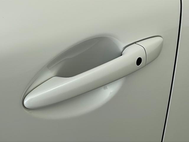 ＣＸ－５ ２５Ｓ　スポーツアピアランス　純正ナビ・全方位カメラ・ＥＴＣ・置くだけ充電・ｉ－ＡＣＴＩＶＳＥＮＳＥ・黒革シート・全席シートヒーター・前席パワーシート・ドライバーアテンションアラート・レーダークルーズコントロール（53枚目）