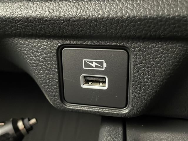 ＷＲ－Ｖ Ｘ　・純正９インチナビ・バックカメラ・ビルトインＥＴＣフルセグＴＶ・デジタルインナーミラー（ドラレコ付き）・パドルシフト・ＬＥＤライト・オートマチックハイビーム・オートライト・社外アルミホイール（37枚目）