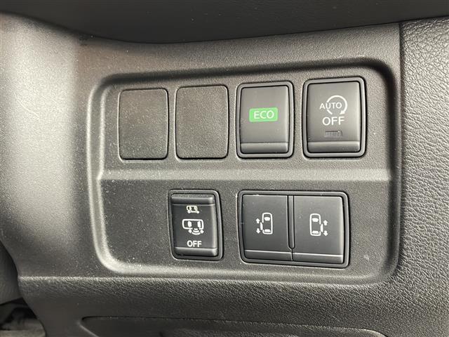 セレナ ハイウェイスター　Ｖセレクション　・エマージェンシーブレーキ・車線逸脱警報・コーナーセンサー・標識認識機能・純正ナビ＆フルセグ＆ＢＴ＆ＤＶＤ・アラウンドビューモニター・両側パワースライドドア・左側ハンズフリー機能・横滑り防止装置（33枚目）