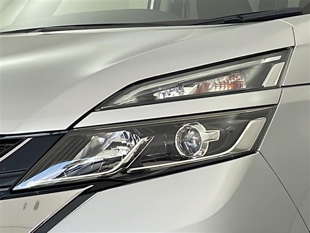 セレナ ハイウェイスター　Ｖセレクション　・エマージェンシーブレーキ・車線逸脱警報・コーナーセンサー・標識認識機能・純正ナビ＆フルセグ＆ＢＴ＆ＤＶＤ・アラウンドビューモニター・両側パワースライドドア・左側ハンズフリー機能・横滑り防止装置（37枚目）