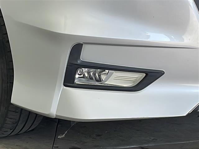 セレナ ハイウェイスター　Ｖセレクション　・エマージェンシーブレーキ・車線逸脱警報・コーナーセンサー・標識認識機能・純正ナビ＆フルセグ＆ＢＴ＆ＤＶＤ・アラウンドビューモニター・両側パワースライドドア・左側ハンズフリー機能・横滑り防止装置（38枚目）