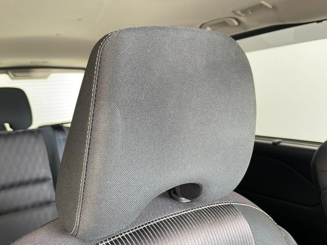 セレナ ハイウェイスター　Ｖセレクション　・エマージェンシーブレーキ・車線逸脱警報・コーナーセンサー・標識認識機能・純正ナビ＆フルセグ＆ＢＴ＆ＤＶＤ・アラウンドビューモニター・両側パワースライドドア・左側ハンズフリー機能・横滑り防止装置（54枚目）