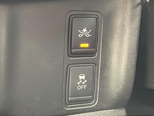 セレナ ハイウェイスター　Ｖセレクション　・エマージェンシーブレーキ・車線逸脱警報・コーナーセンサー・標識認識機能・純正ナビ＆フルセグ＆ＢＴ＆ＤＶＤ・アラウンドビューモニター・両側パワースライドドア・左側ハンズフリー機能・横滑り防止装置（60枚目）