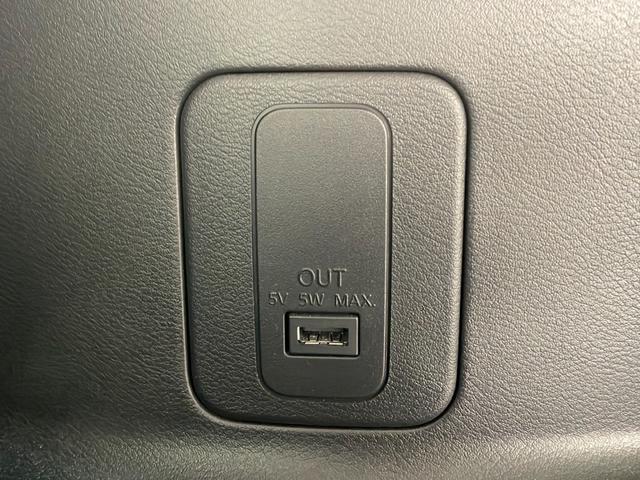 セレナ ハイウェイスター　Ｖセレクション　・エマージェンシーブレーキ・車線逸脱警報・コーナーセンサー・標識認識機能・純正ナビ＆フルセグ＆ＢＴ＆ＤＶＤ・アラウンドビューモニター・両側パワースライドドア・左側ハンズフリー機能・横滑り防止装置（63枚目）