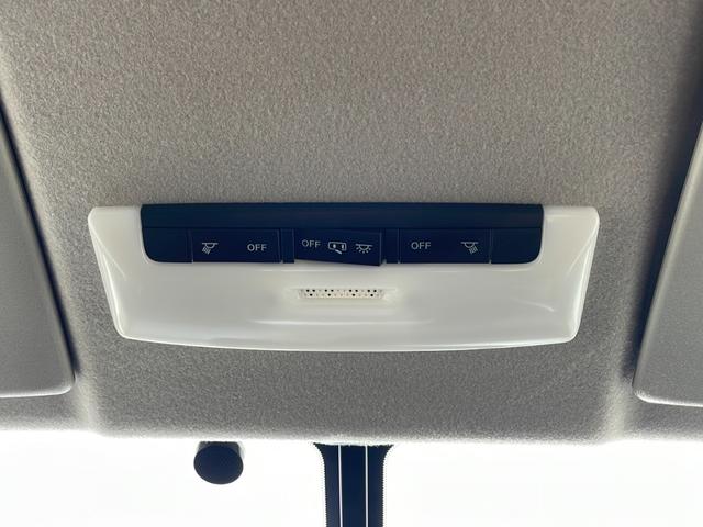 セレナ ハイウェイスター　Ｖセレクション　・エマージェンシーブレーキ・車線逸脱警報・コーナーセンサー・標識認識機能・純正ナビ＆フルセグ＆ＢＴ＆ＤＶＤ・アラウンドビューモニター・両側パワースライドドア・左側ハンズフリー機能・横滑り防止装置（64枚目）