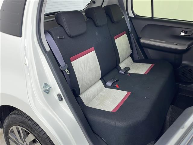 気になる車はすぐにお問い合わせください！画面右側の００６６から始まる無料ダイヤルからお問い合わせ下さい！専門スタッフがお車のご質問にお答えいたします！