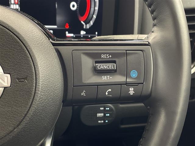 エクストレイル Ｘ　・プロパイロット・デジタルインナーミラー・１２．３インチメーカーナビ＆フルセグ＆ＢＴ＆ＵＳＢ・アラウンドビューモニター・純正前後ドライブレコーダー・ステアリングリモコン・ステアリングヒーター・ＥＴＣ（17枚目）