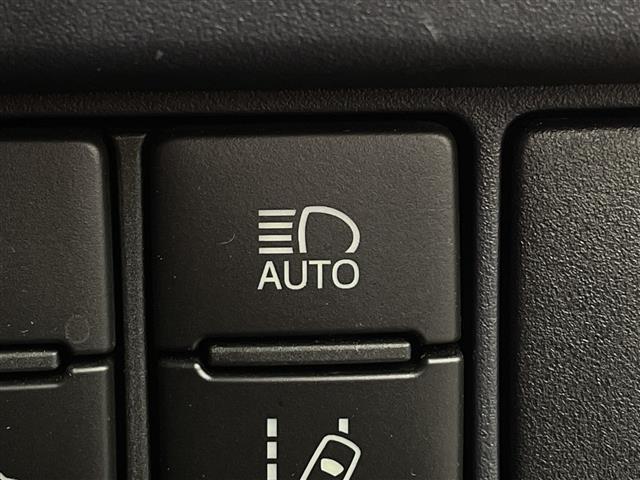 ヴォクシー ZS 煌II アルパイン11型ナビ バックカメラ Toyota Safety Sense C 両側パワースライドドア 純正アルミホイールタイヤ LEDヘッドライト ドラレコ インテリアイルミネーション スペアキー(32枚目)