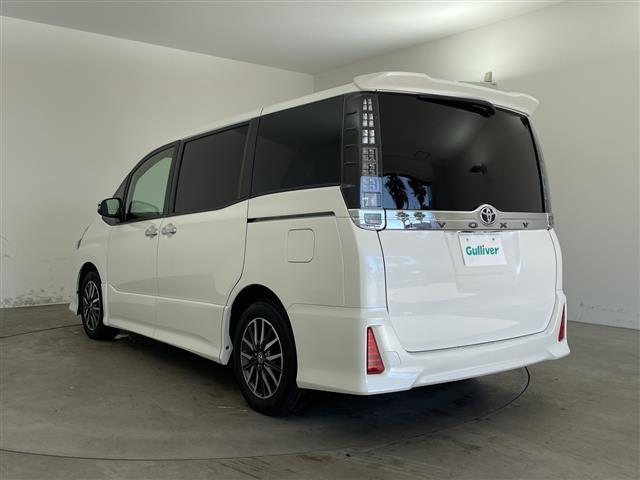 ヴォクシー ZS 煌II アルパイン11型ナビ バックカメラ Toyota Safety Sense C 両側パワースライドドア 純正アルミホイールタイヤ LEDヘッドライト ドラレコ インテリアイルミネーション スペアキー(43枚目)